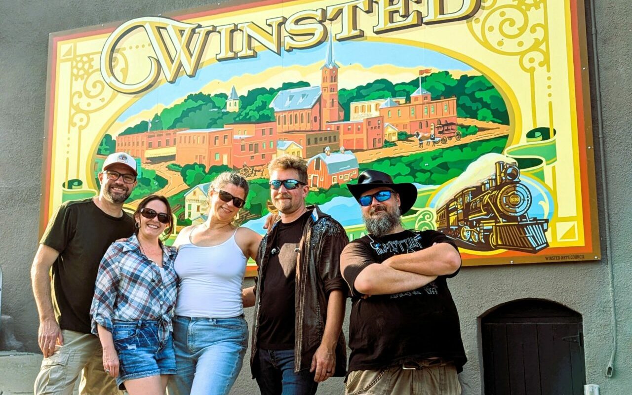 Winsted-24-Band-Photo-edit-sm